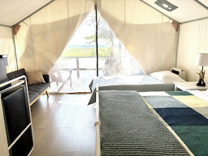 1 dormitorio y ropa de cama