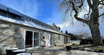 1 bedroom accommodation in Farr