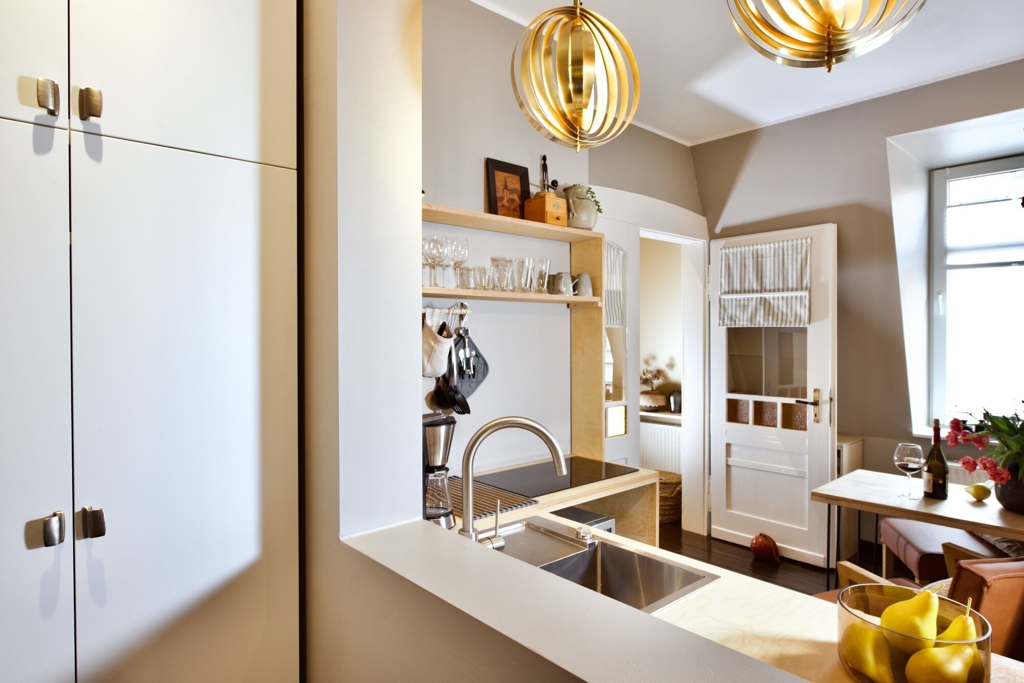 Fridge, coffee/tea maker, electric kettle, toaster