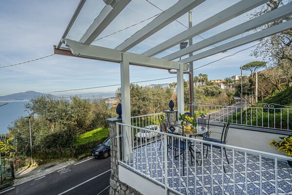 Family Apartment | Terrace/patio