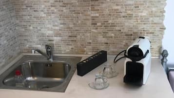 Luksusstudio, 2 parisänkyä | Kahvia ja/tai kahvinkeitin