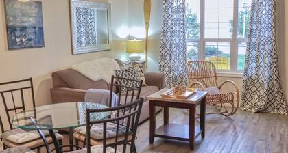 1603 The Lakefront House