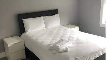 2 bedrooms, iron/ironing board, free WiFi, bed sheets