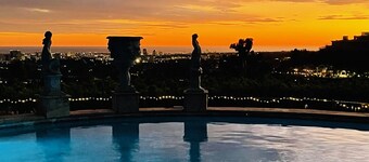 Oasis in Beverly Hills