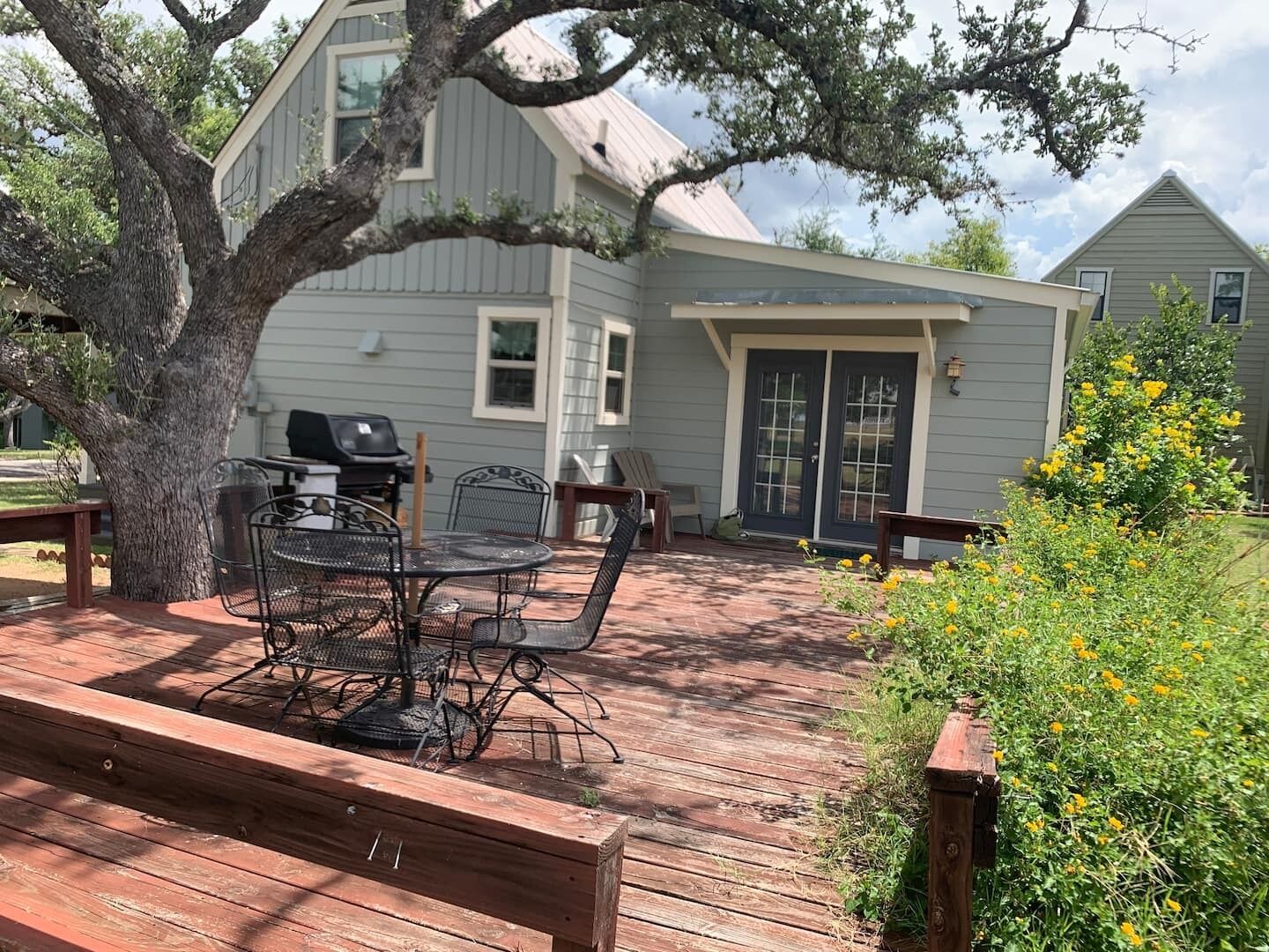 Sunday Circle Bungalow “Relax and enjoy”