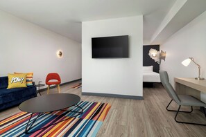 Roba de llit hipoal·lergògena i escriptori 