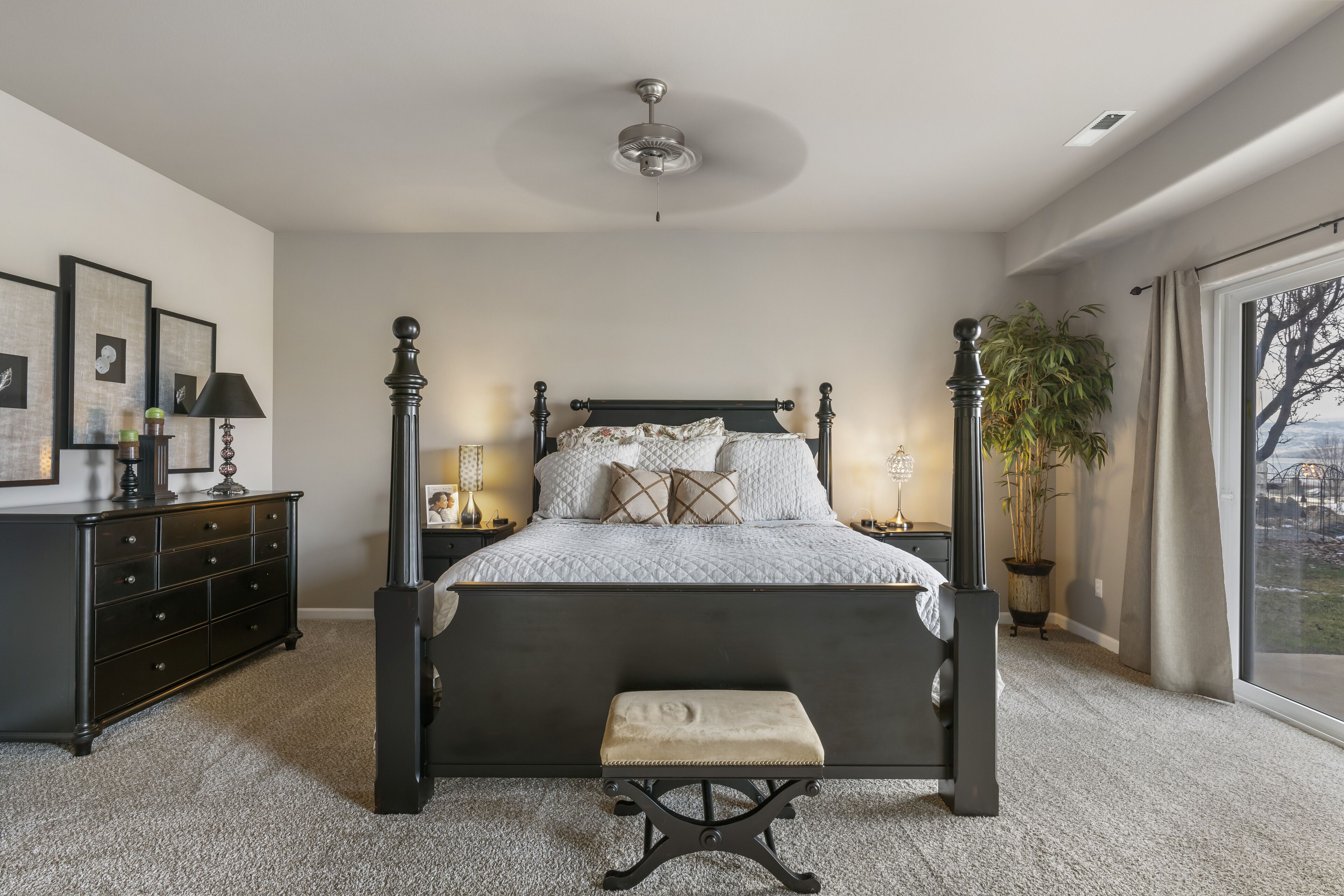 Sunserra at Crescent Bar - on Golf Course - Amazing Columbia River views