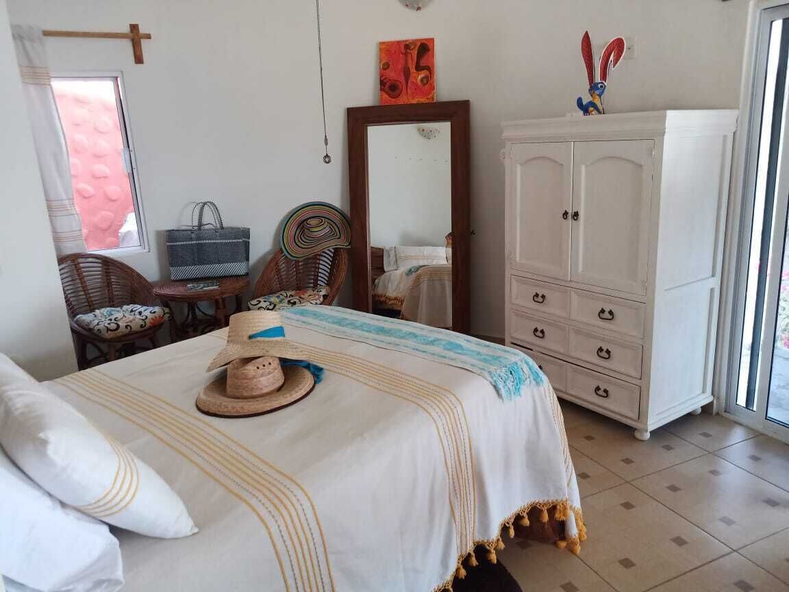 Casita Sarafina - Spectacular Ocean Front Bungalow