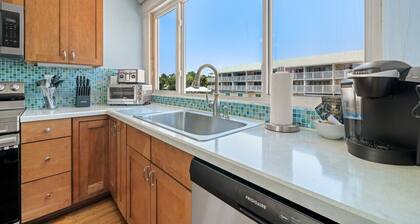 Townhouse w/ Endless Gulf views