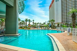 Immagine non classificata, 3 di 66, pulsante