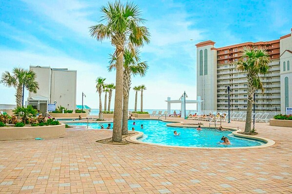 Photo non classée, 1 sur 66, bouton