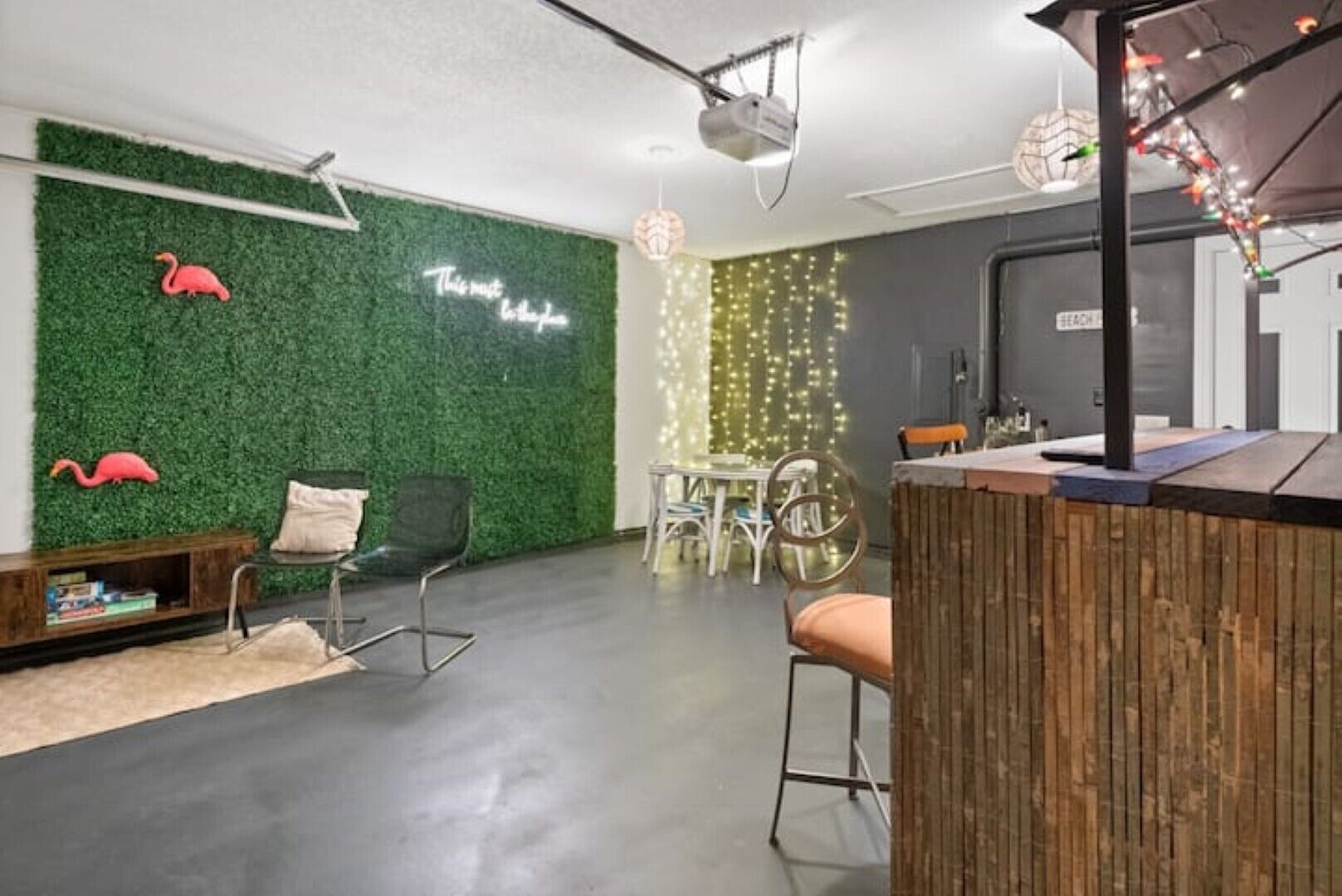 THIS MUST BE THE PLACE-House to Beach in 5 minutes