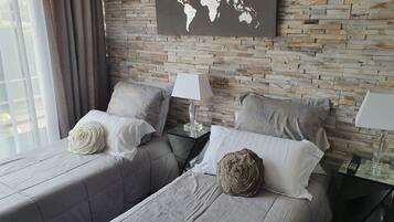 2 chambres, fer et planche Ă  repasser, Wi-Fi gratuit, draps fournis