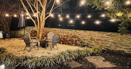 NEW private 1 bed; spacious, clean, yard & hot tub