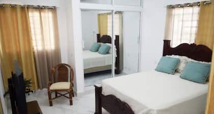 NEW! Modern & stylish 2BR/2BA condo in Villa Verde