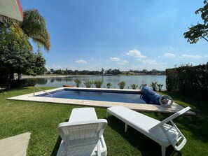 Pool - San Gil Golf Club, Beautiful Lake House, pool, kayaks, bicycles   (San Juan del Rio)
