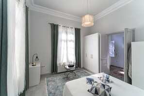 3 bedrooms, blackout curtains, iron/ironing board, free WiFi - Villa Olsove (Rhodes)