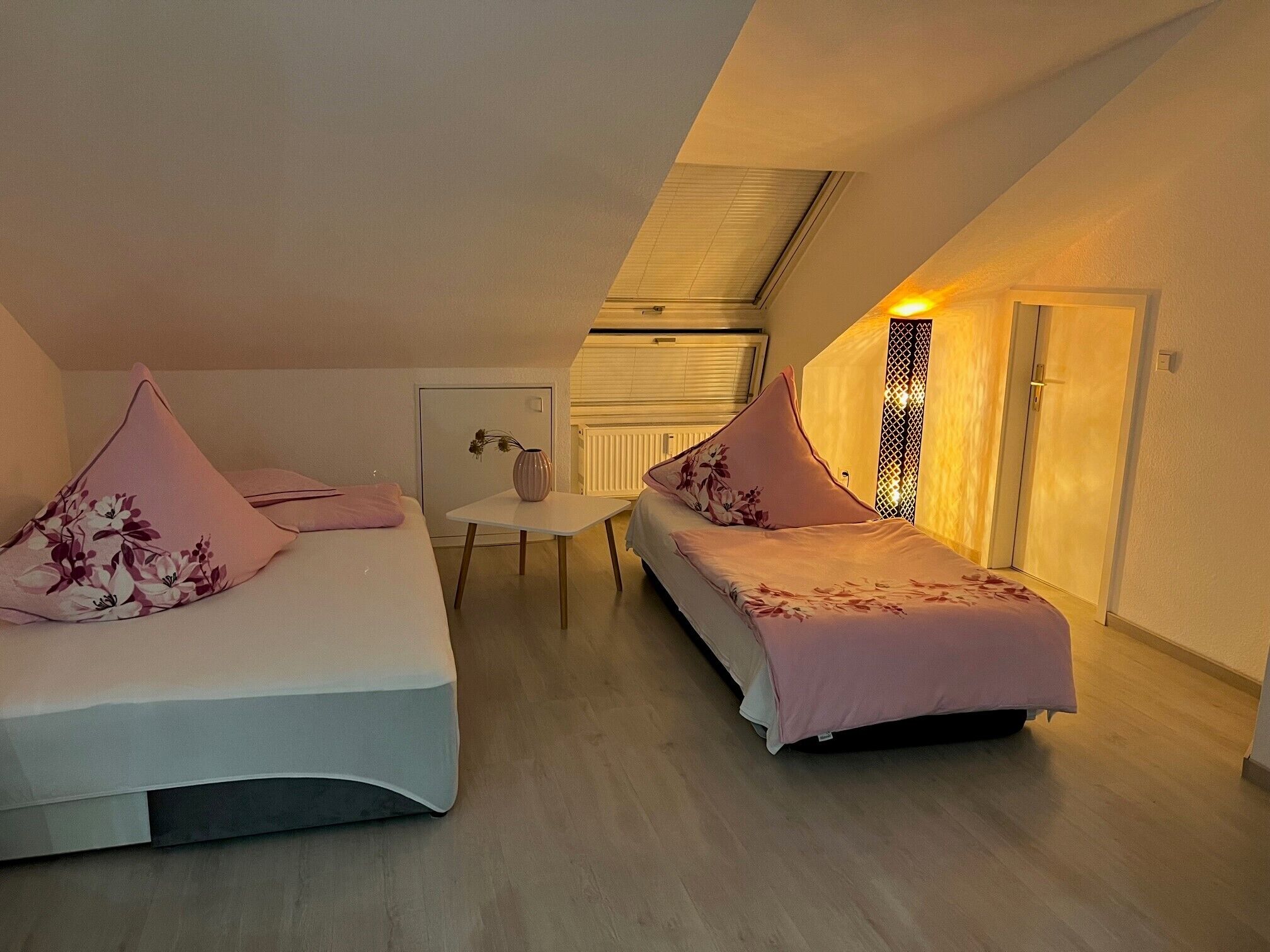 1 habitación, escritorio, wifi y ropa de cama 