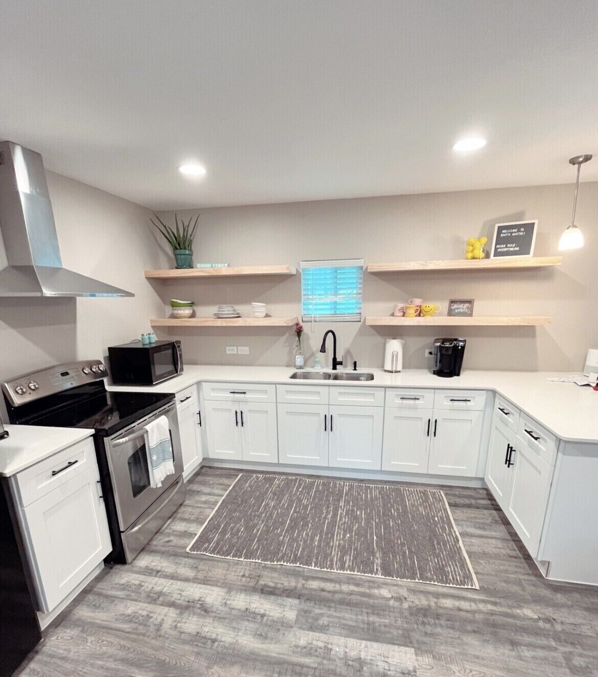 Newly Renovated South Austin Guesthouse with Private Backyard