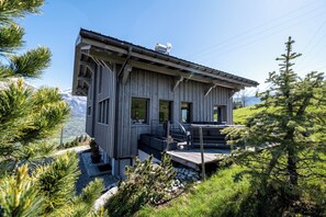 Exterior - Chalet ANTEVA exceptional view of Mont Blanc, Aravis etc... (Combloux)
