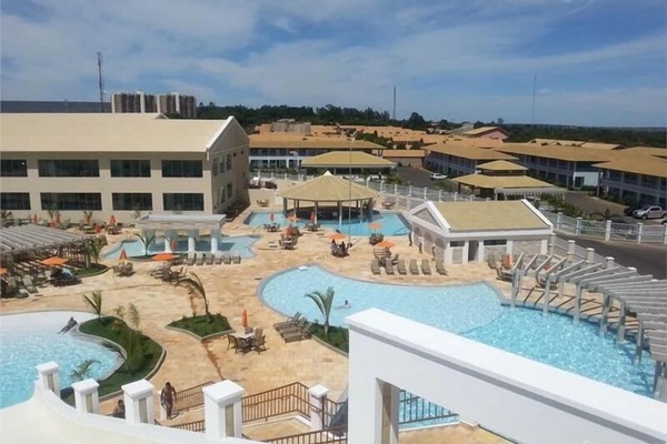 3 albercas al aire libre