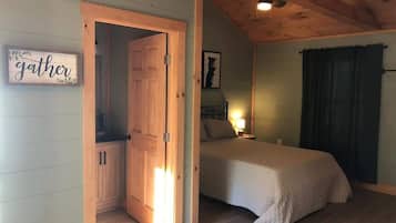 1 bedroom, bed sheets