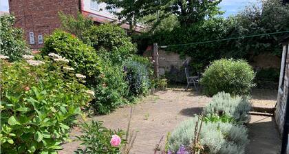 Entire Seaside Home, Sleeps 8, All En-suite Rooms