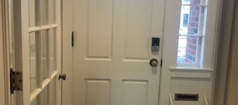 Cozy Home Heart of the Village Near Golf & Colgate