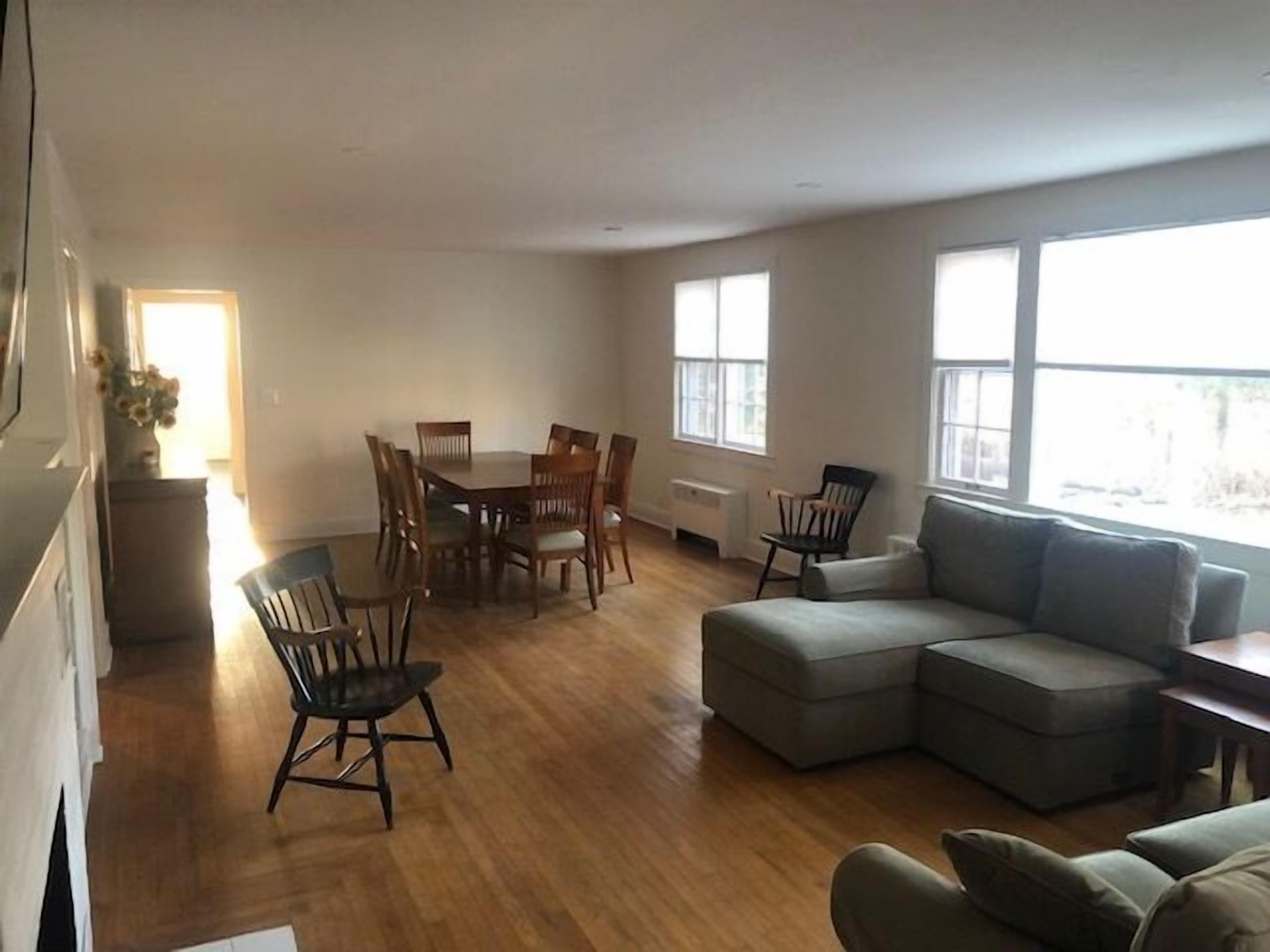 Cozy Home Heart of the Village Near Golf & Colgate