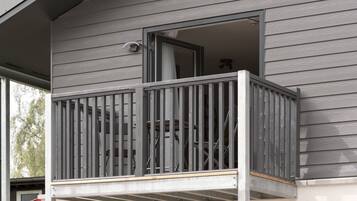 Apartment, Private Bathroom (Vaa) | Garden