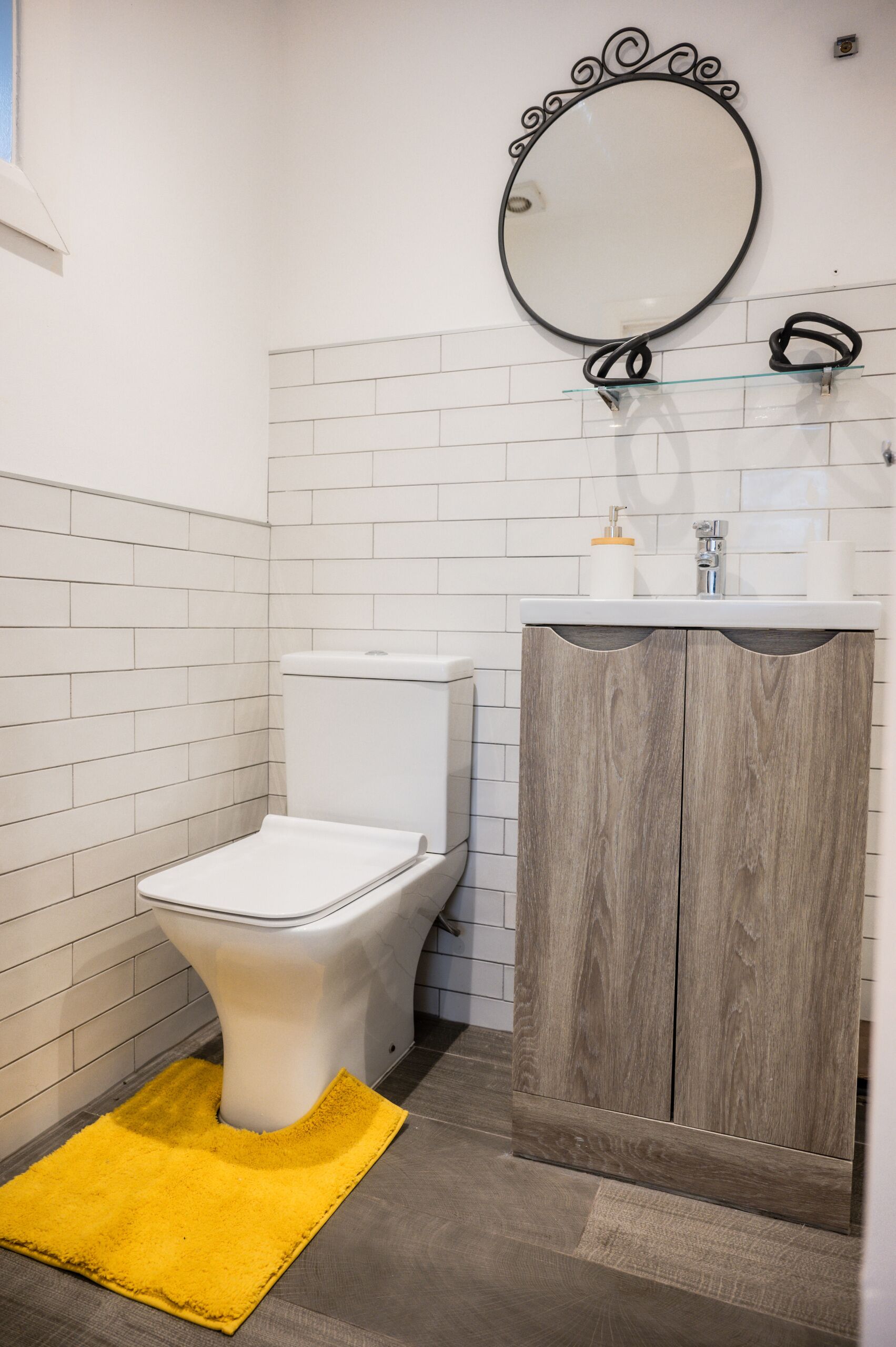 Dealhouse Apartments 11