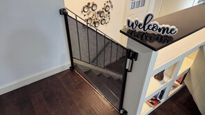 Interior - Secluded 3 bedroom Villa, Patio, BBQ + EV charger- Sleeps 9 max (Lake Geneva)