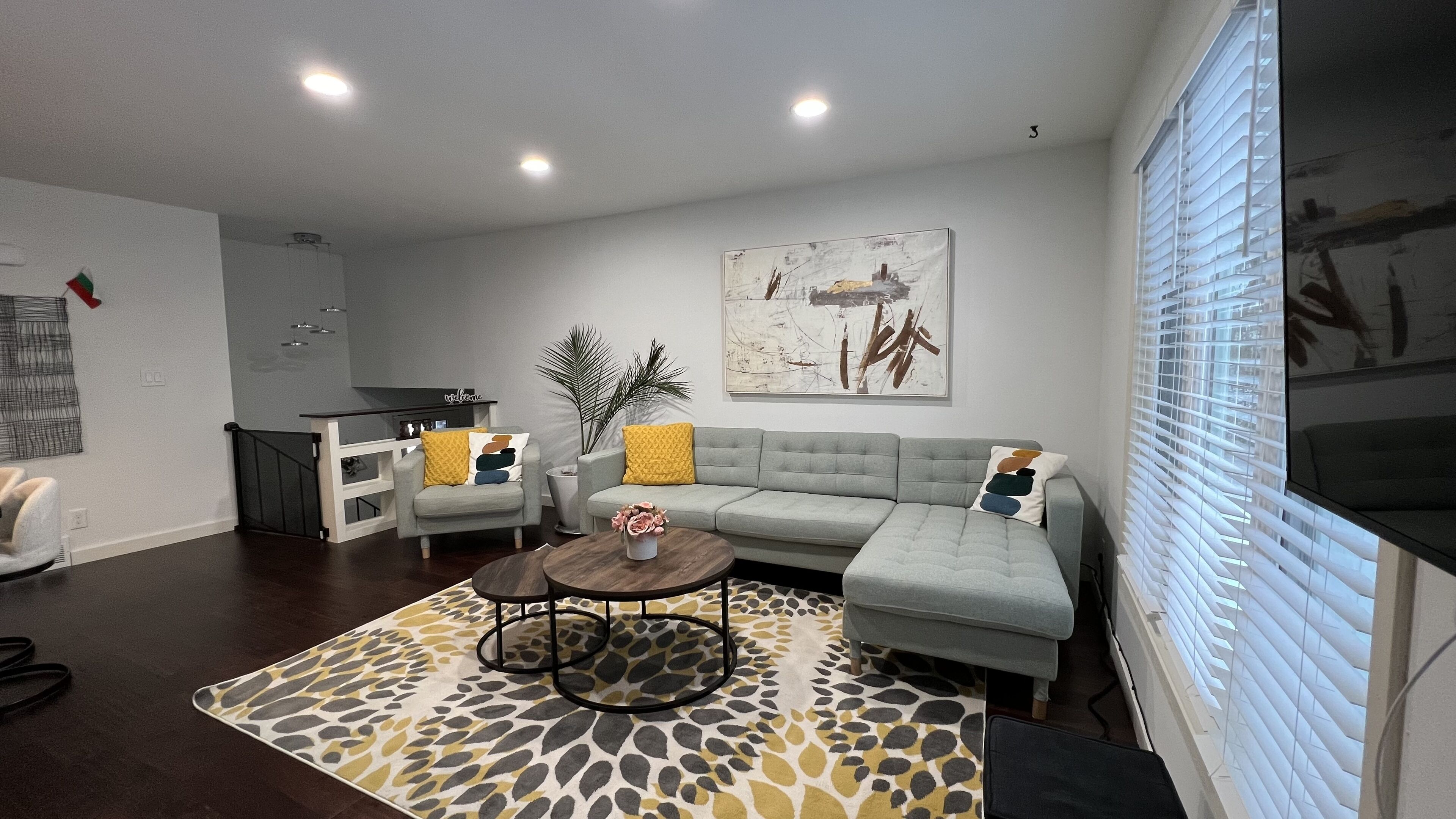 Secluded 3 bedroom Villa, Patio, BBQ + EV charger (Sleeps 9 max)