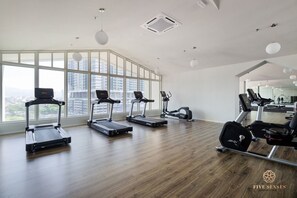Fitness facility - Romantic Full House 2BR Queen Bed Velocity 浪漫满屋 ❀ (Bouvet Island)