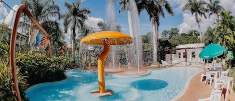 7 piscinas externas