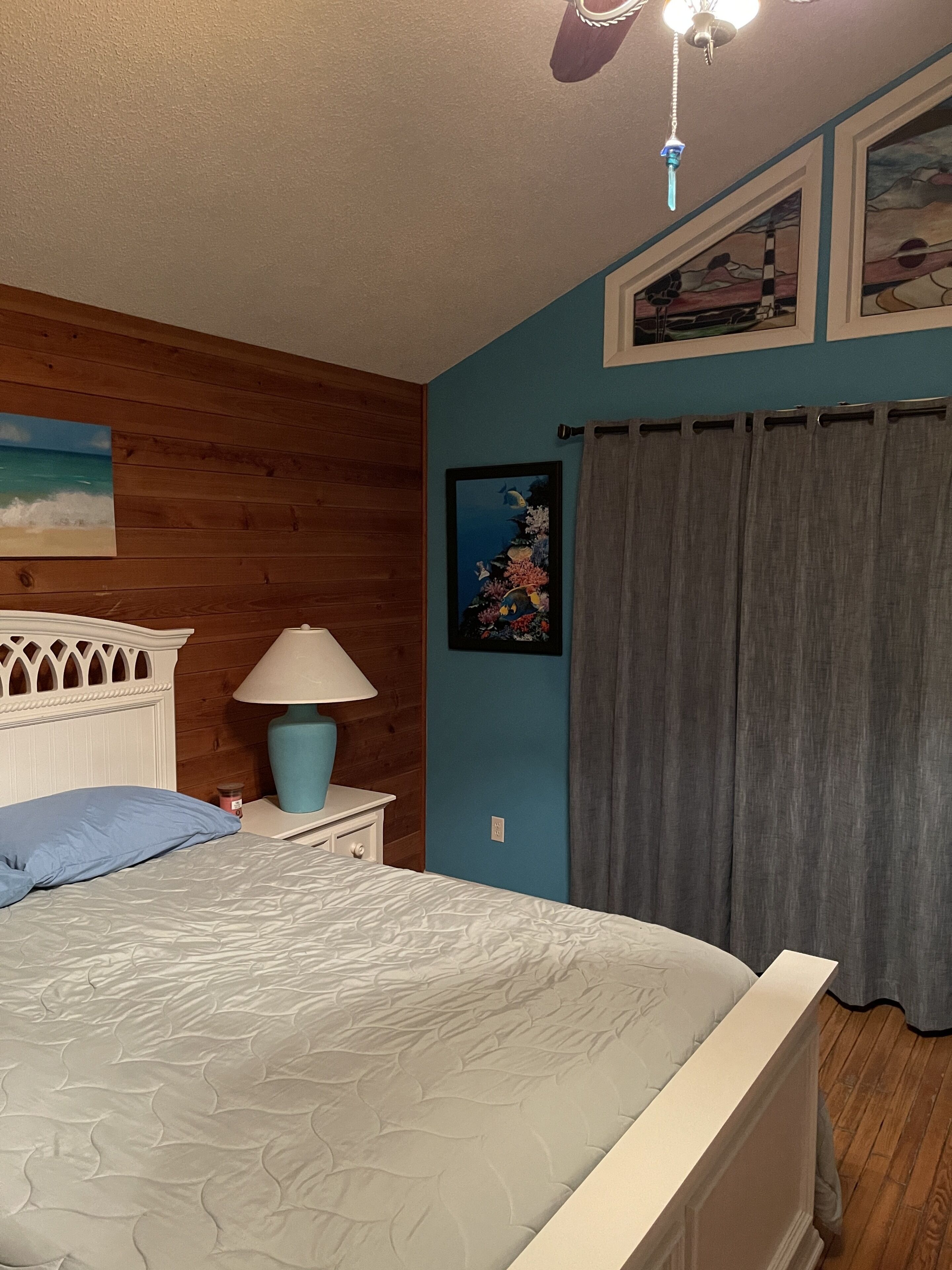 Romantic Seashore Getaway with Spectacular Ocean Views