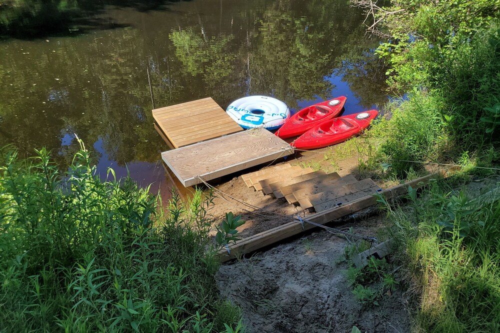 Adventure and Relaxation Abound. River Exploration & Endless Hiking trails