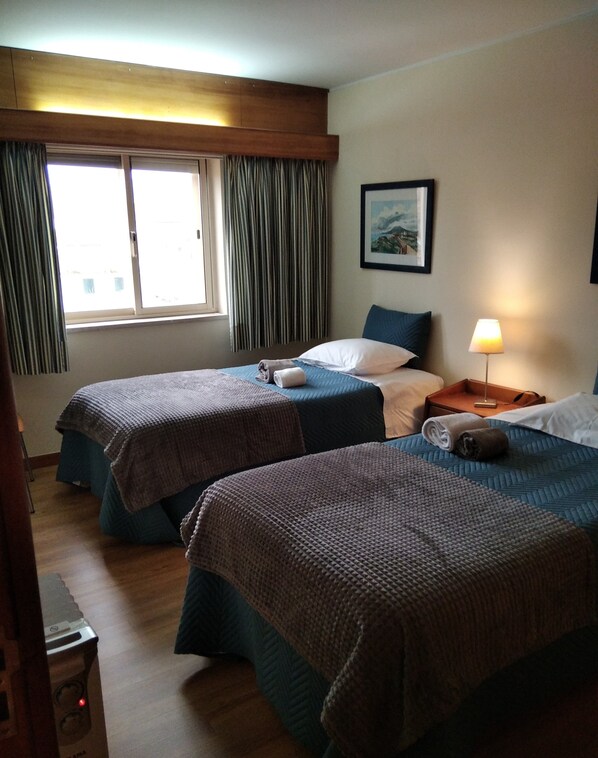 2 bedrooms, soundproofing, iron/ironing board, free WiFi