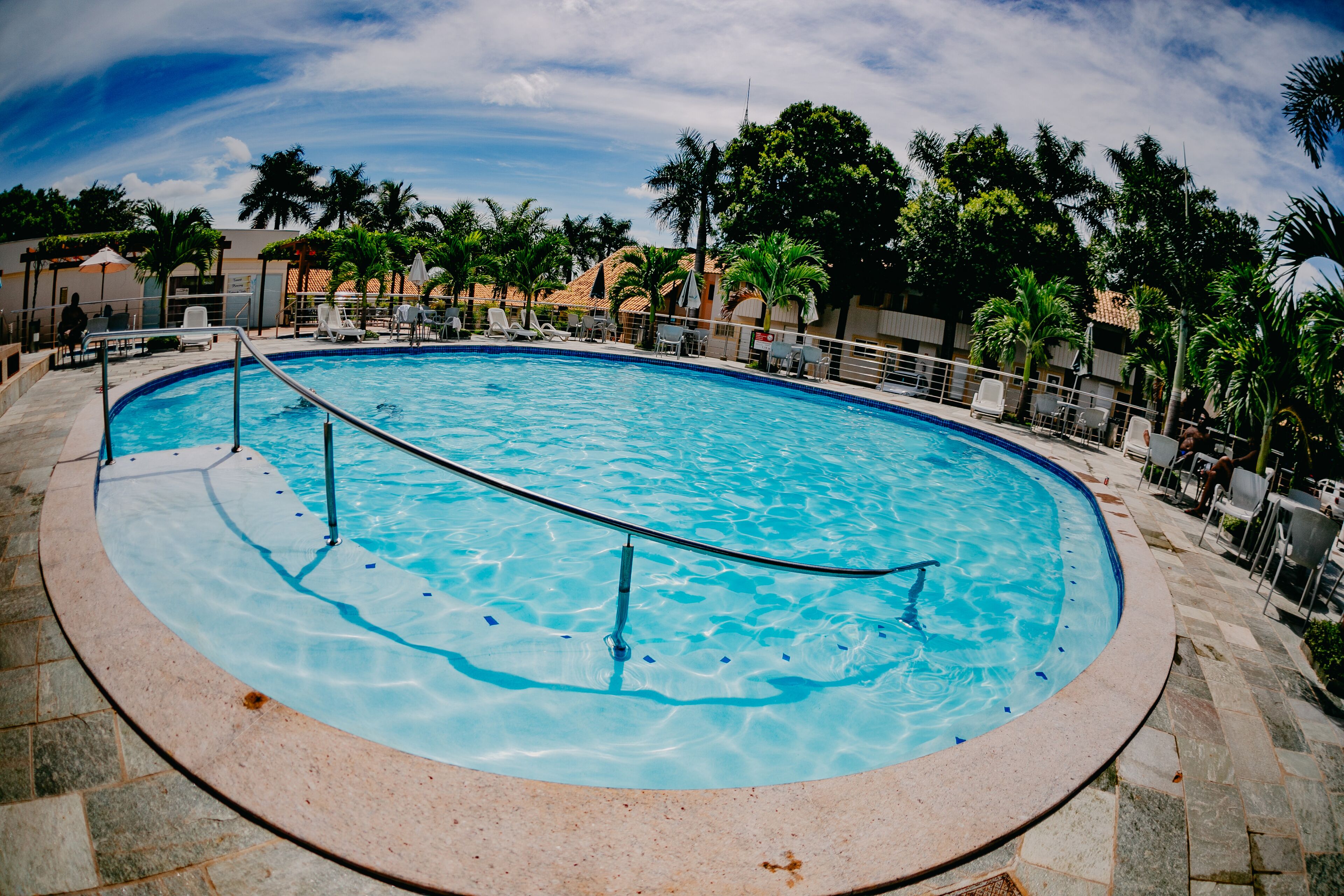 5 outdoor pools