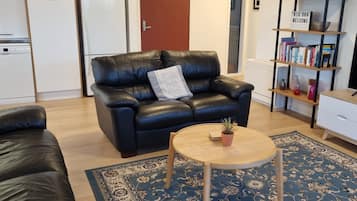 Smart TV, books, offices