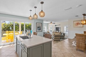 Interior - Ocean Walk- 5 bedroom heated pool/spa and 6 houses from the white sandy beach (Anna Maria)