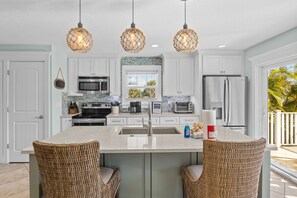 Fridge, microwave, oven, stovetop - Ocean Walk- 5 bedroom heated pool/spa and 6 houses from the white sandy beach (Anna Maria)