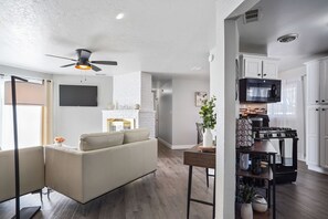 Televisión, chimenea