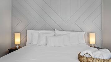 3 habitaciones, tabla de planchar con plancha, wifi y ropa de cama