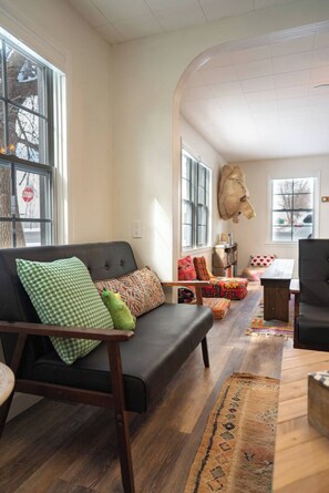 Téléviseur, bureau