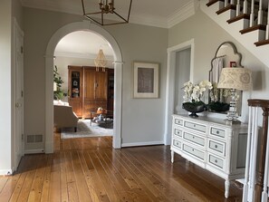 Interior - Rent your Derby house! Updated, amenities, minutes from Valhalla! (Louisville)