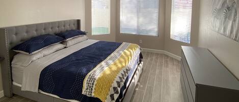 3 bedrooms, WiFi, bed sheets