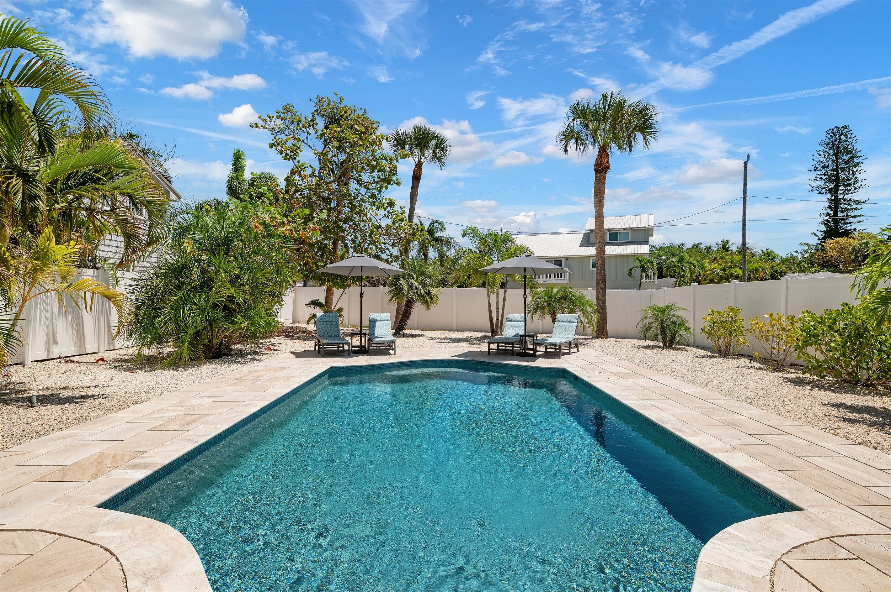 Et oppvarmet basseng