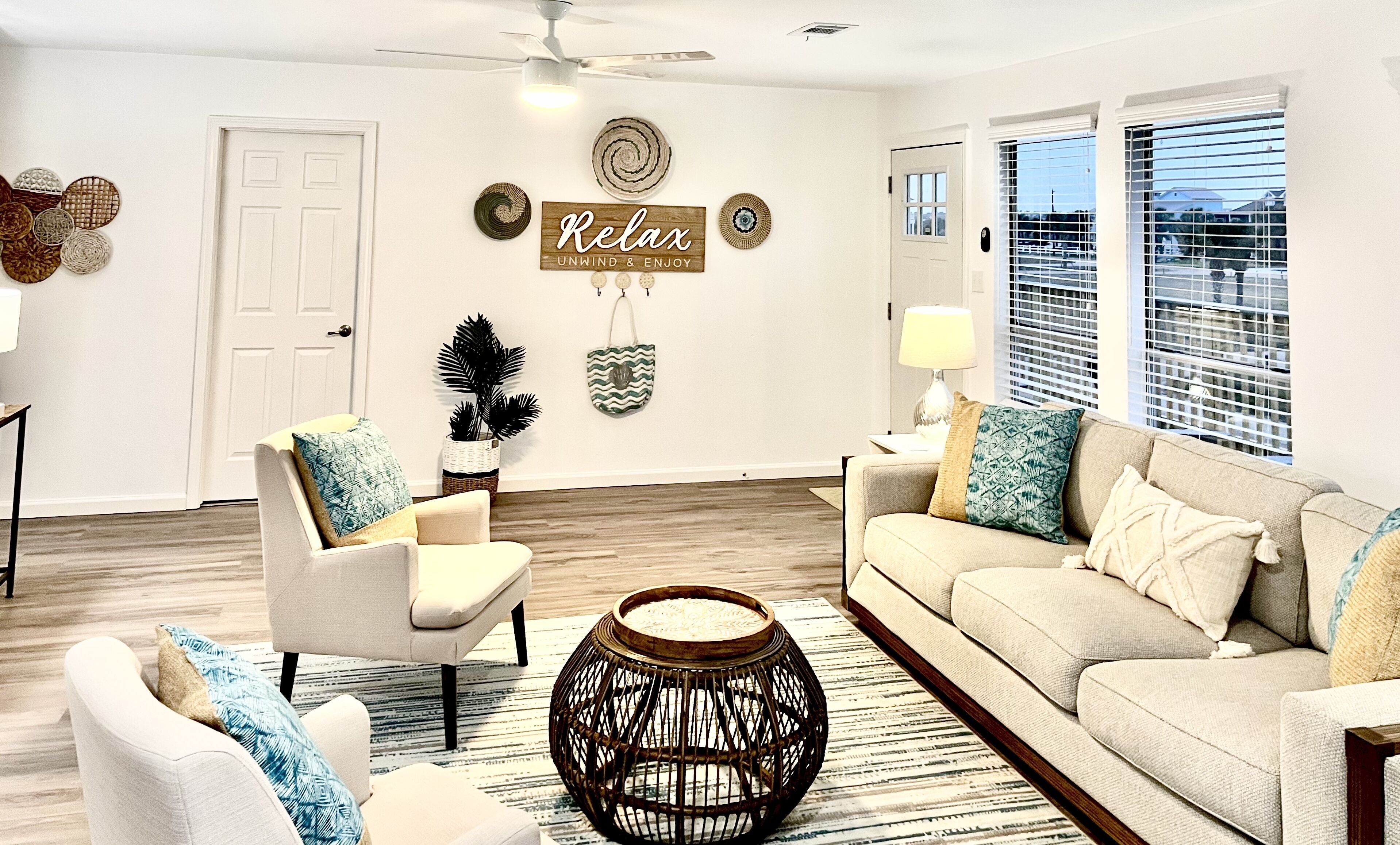 Just Beachy- Newly renovated 4 bedroom beach house