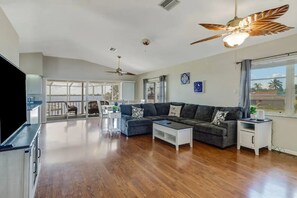 TV - Beautiful Key West Style home with outrageous water views (Port Charlotte)